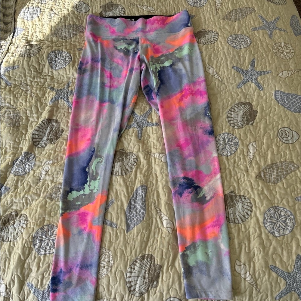 Victoria’s Secret pink ultimate leggings pastel